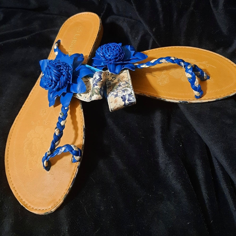 Lasonia blue flower sandal size 10